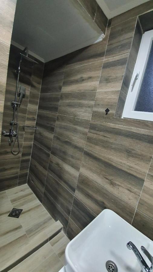 Iris Apartment